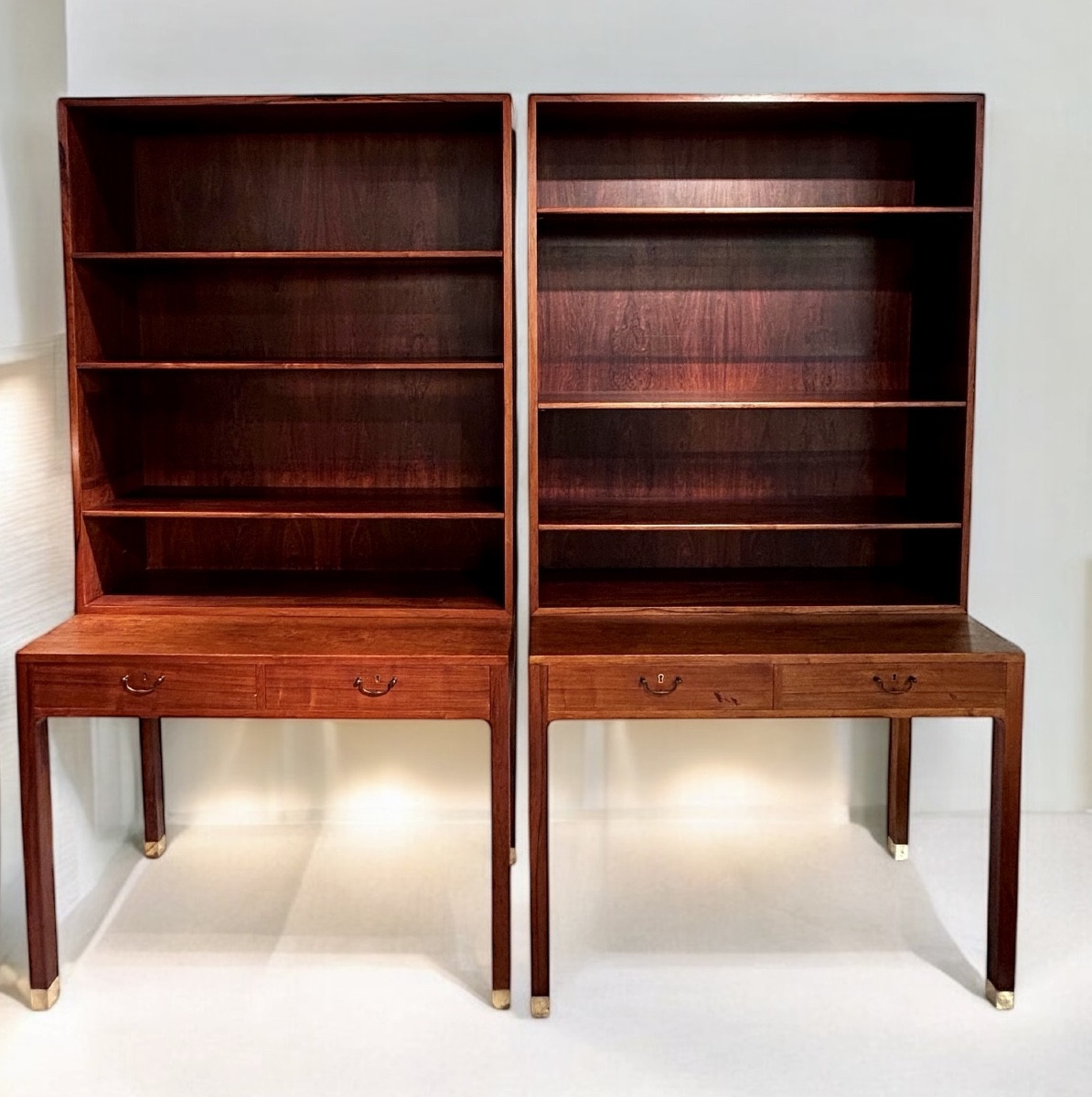 Rare Paire De Bureaux Bibliothèques Ole Wansher,  Copenhagen Danemark 